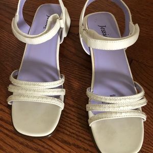 Children’s sandals size4